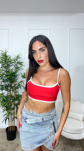 Top Laura