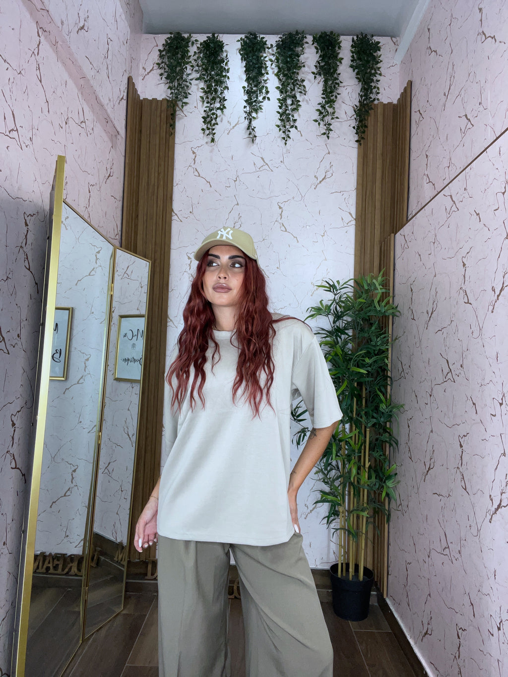 T-SHIRT NYLA OVERSIZE