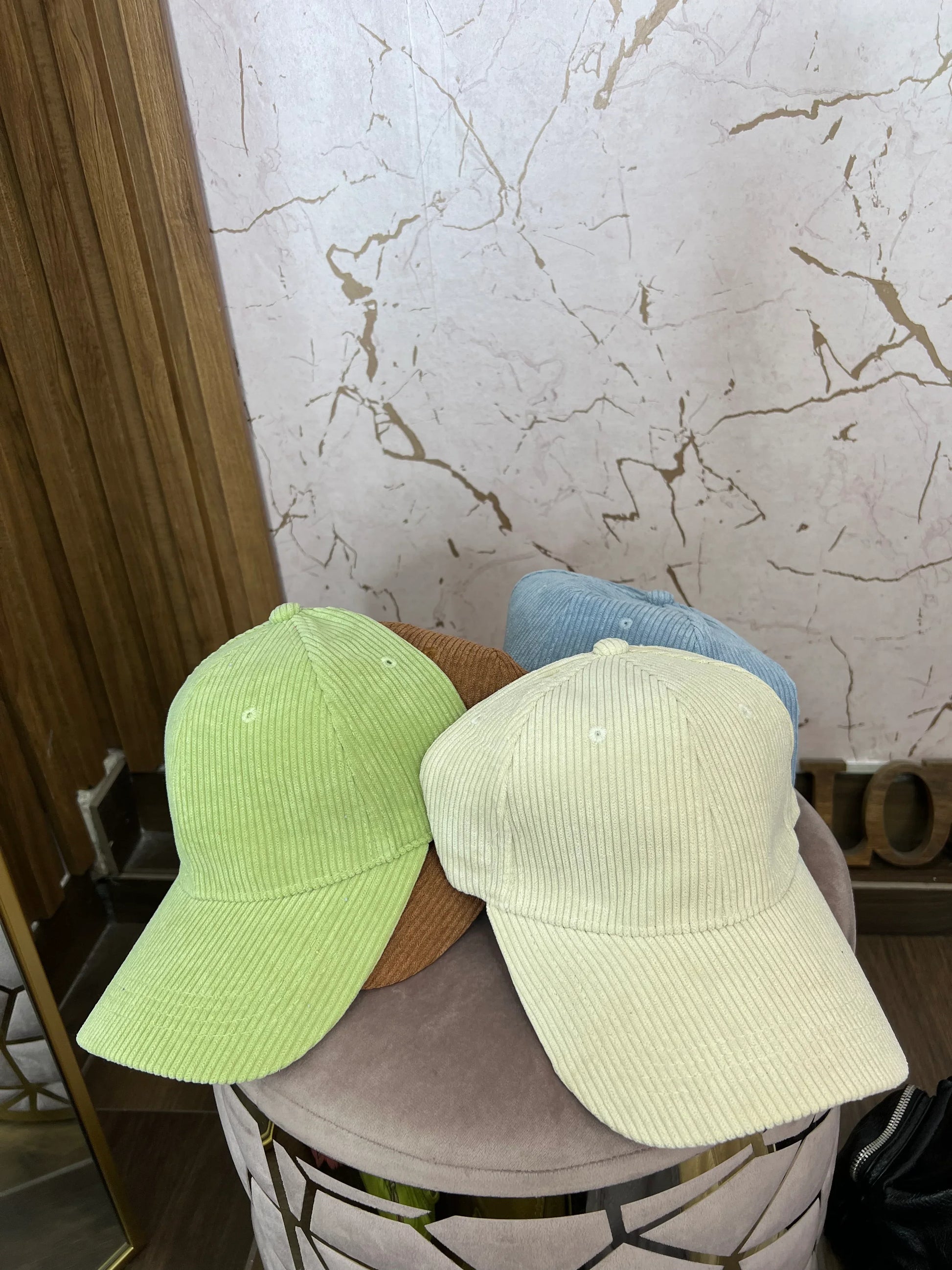 BERRETTO VELLUTO - Collezione inverno 2025 | MacrìBoutique